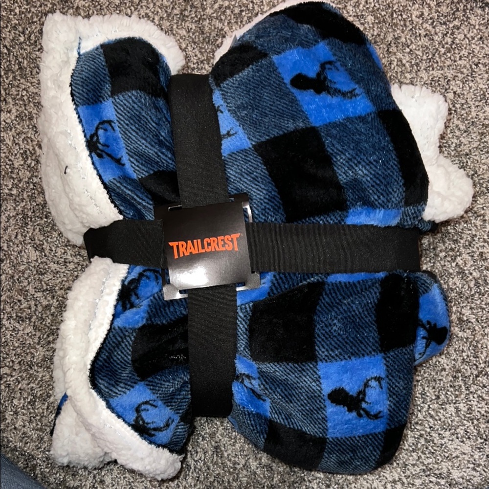 Trailcrest Blue and Black plaid blanket with Bucks
